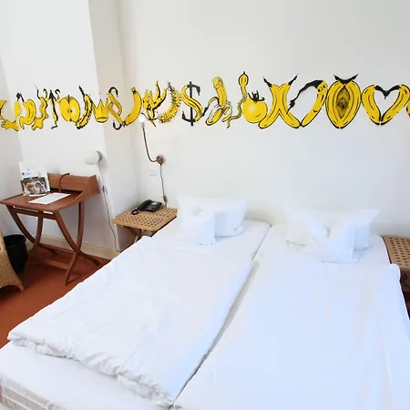 Artgenossen Отель Линдлар