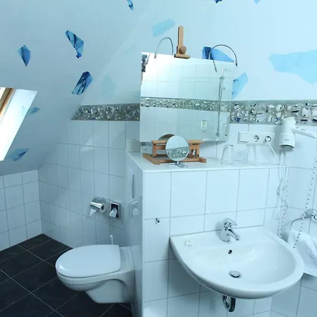 Отель Artgenossen