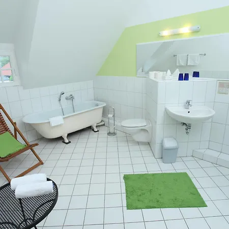 Artgenossen Линдлар