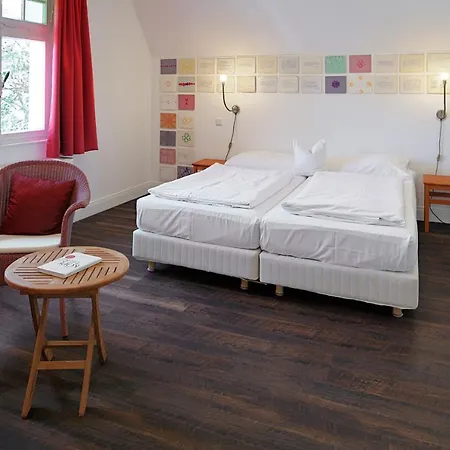 Hotel Artgenossen 3*